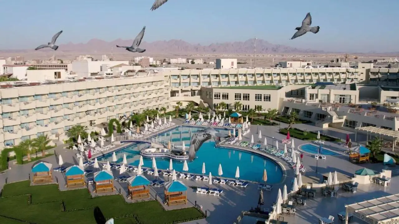 Aqua Mondo Abu Soma Resort